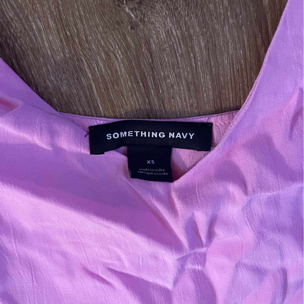 Bubble gum pink tank - Picture 2 of 3